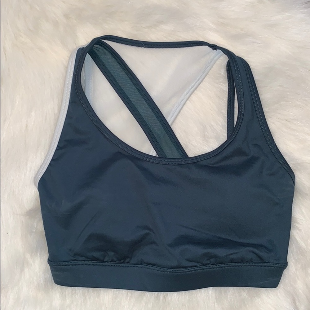 Sports bra